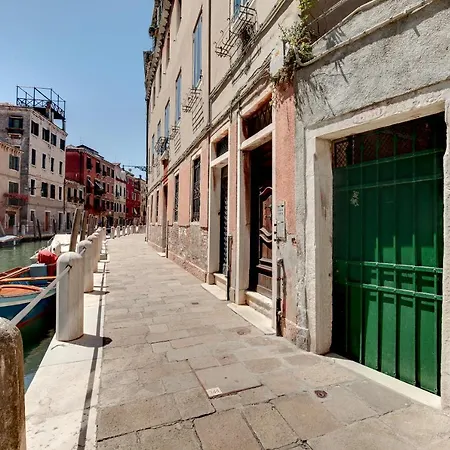 Oda ve Kahvaltı Casa Di Sara Venedik