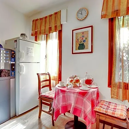 Couette-café Casa Di Sara 3*