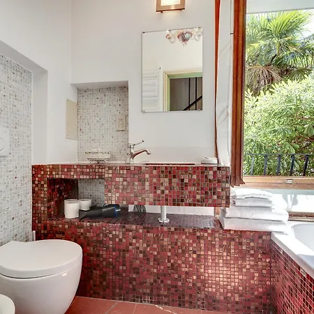 Casa Di Sara Bed & Breakfast 3*